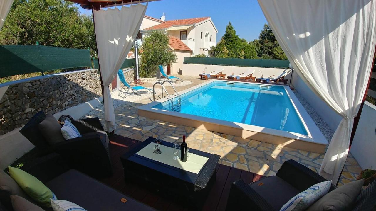 Apartment Bo&Dy With Private Pool 로고즈니차 외부 사진
